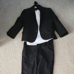 Boys Tuxedo size 4